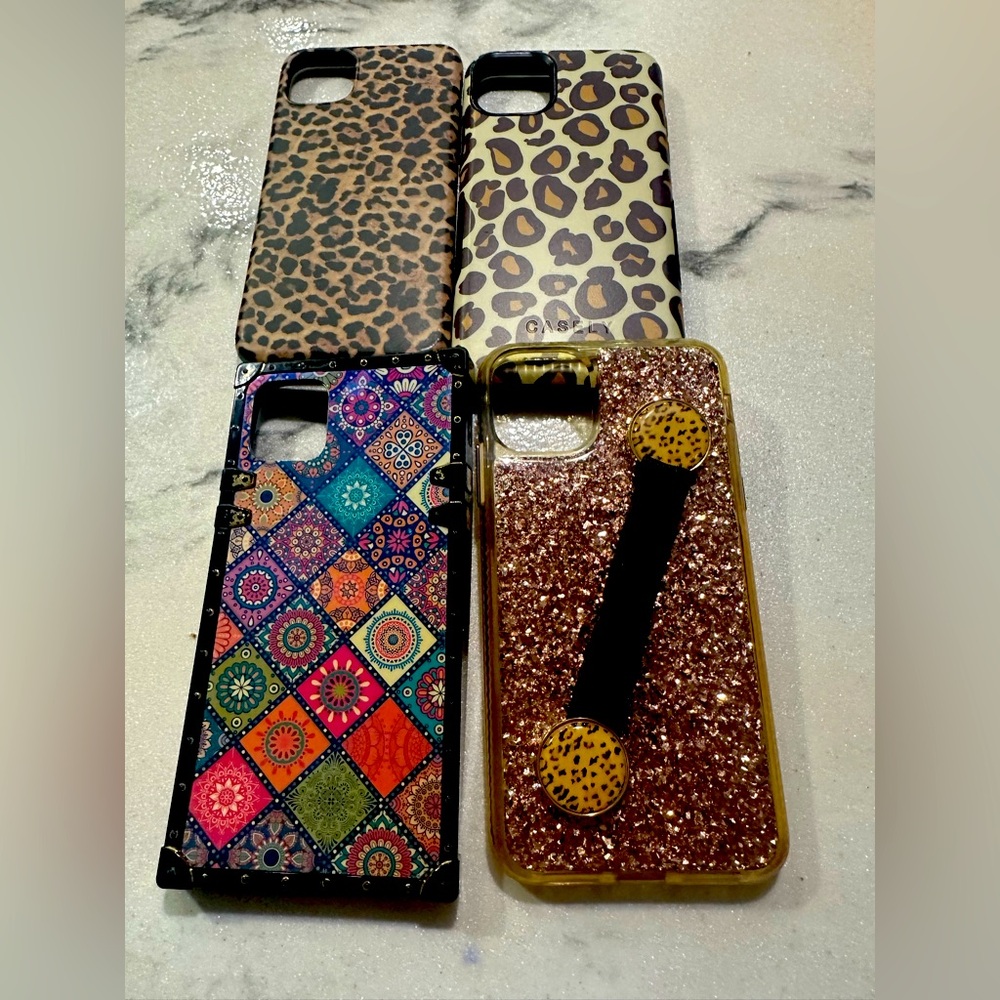 Stylish Leopard and Glitter Phone Case Set